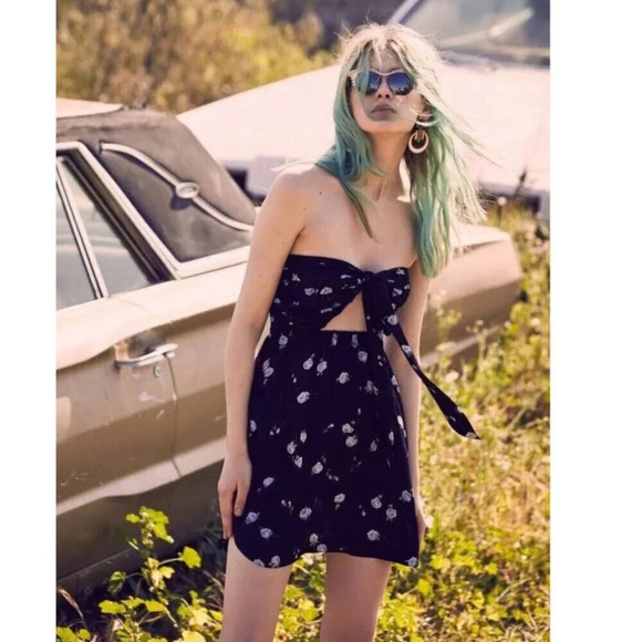 For Love and Lemons Strapless  Floral Tie Mini Dress Black Size Medium - Picture 2 of 8
